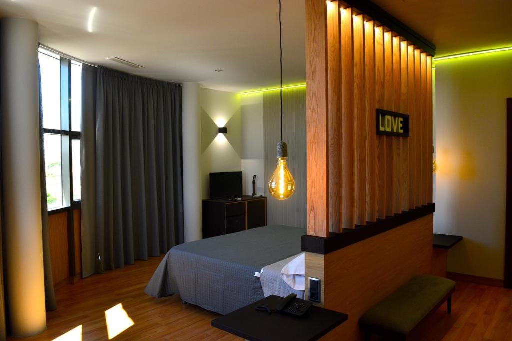 Hotel-Asador Montes Oretanos Pulgar Buitenkant foto